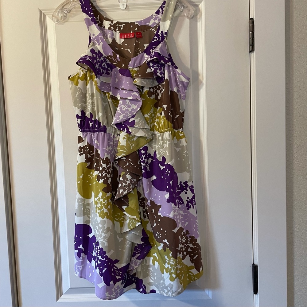 ELLE Sleeveless Ruffled Multi Purple Elastic Waist Curved Hemline Dress M